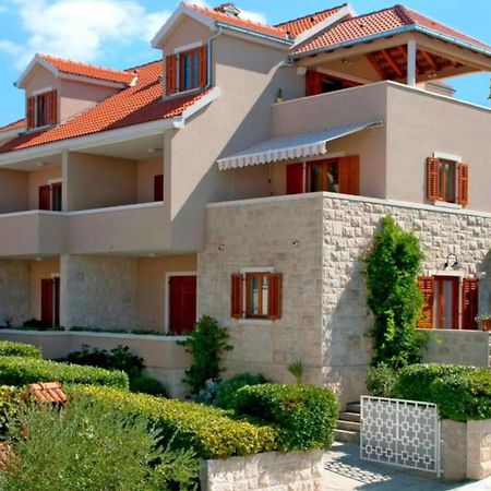 Apartments Iggy بوستيرا المظهر الخارجي الصورة